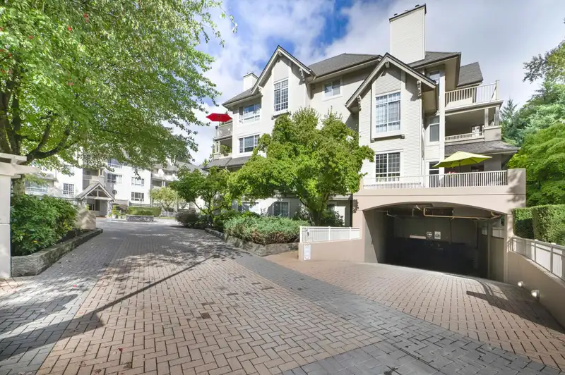 306 1242 TOWN CENTRE BOULEVARD - photo 4 of 27