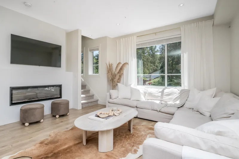 53 19897 75A AVENUE - photo 1 of 25