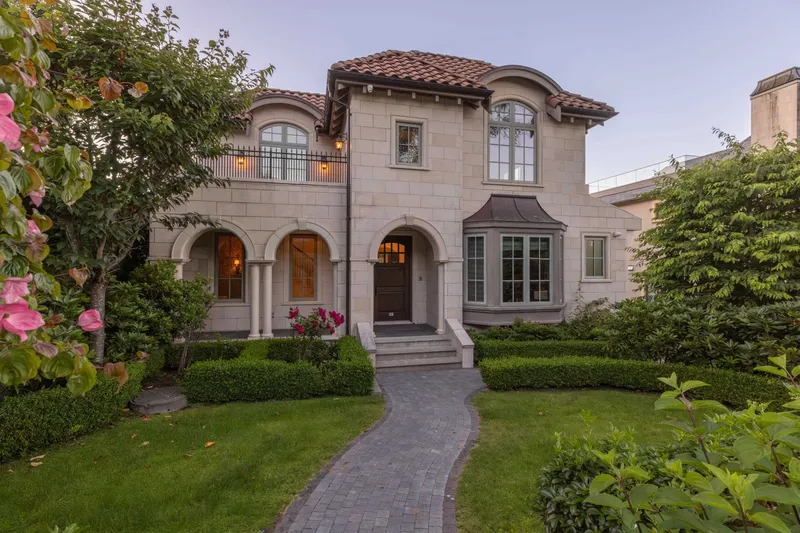 4651 SIMPSON AVENUE - photo 1 of 22