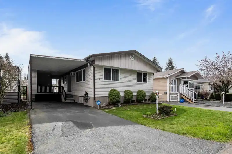 43 31313 LIVINGSTONE AVENUE - photo 1 of 28
