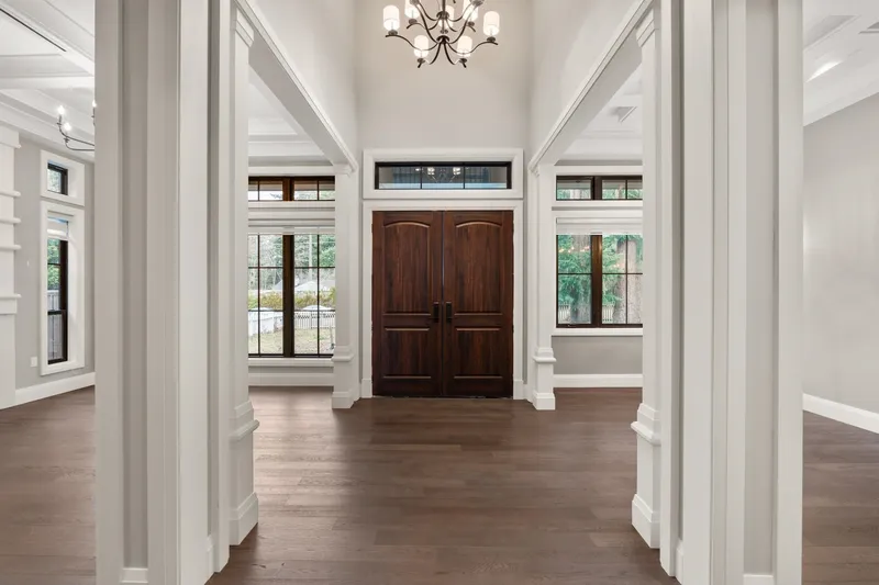 13096 24 AVENUE - photo 3 of 25