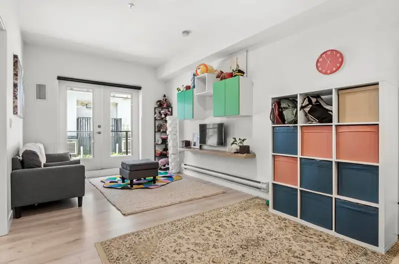102 2688 DUKE STREET - photo 1 of 24