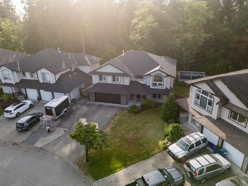 23939 115 AVENUE - photo 3 of 40