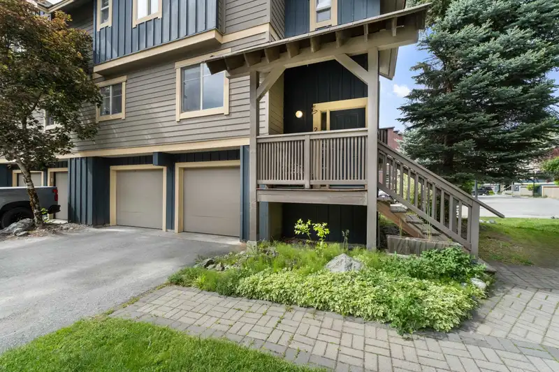 2 1449 VINE ROAD - photo 1 of 29
