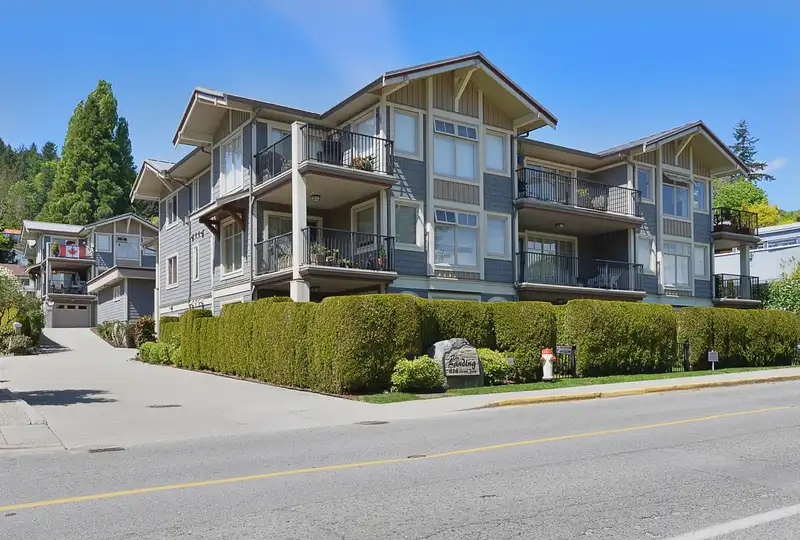 105 414 GOWER POINT ROAD - photo 1 of 31