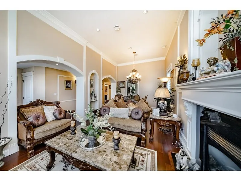 5955 FORGLEN DRIVE - photo 4 of 21