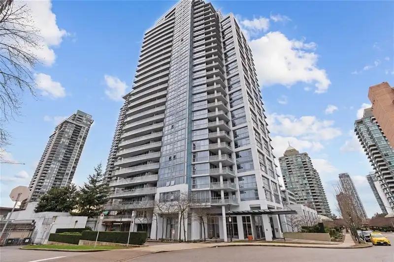 1102 4400 BUCHANAN STREET - photo 1 of 28
