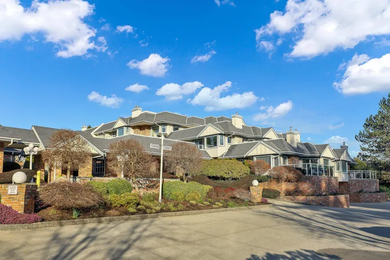 114 13965 16 AVENUE - photo 3 of 25