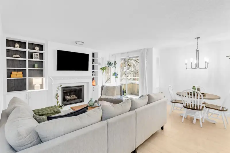 316 1890 W 6TH AVENUE - photo 1 of 24
