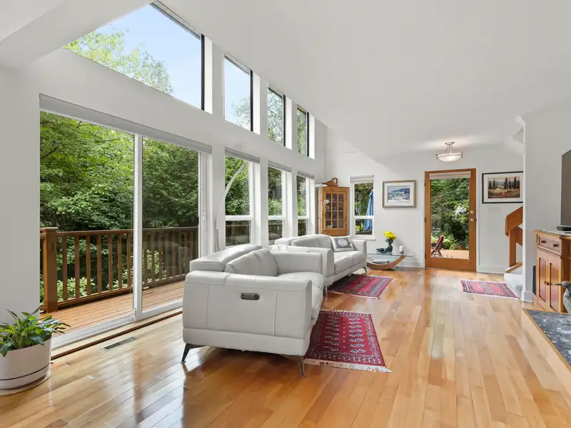 423 SENTINEL ROAD - photo 3 of 37