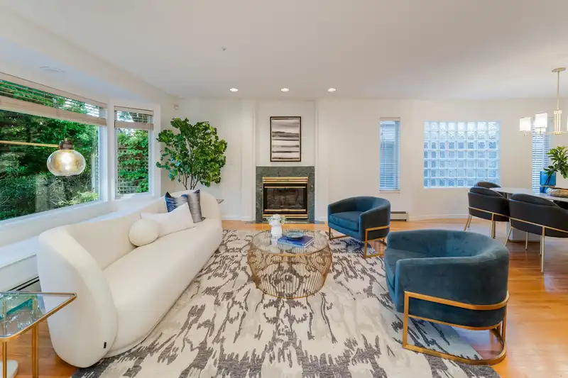 4682 W 14TH AVENUE - photo 2 of 34