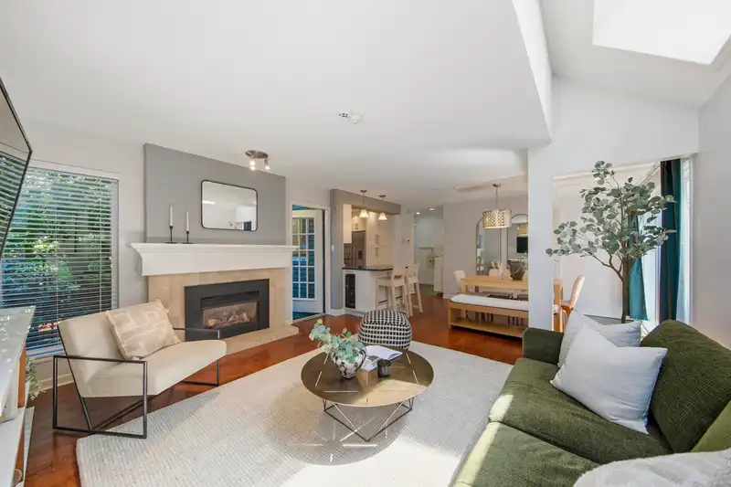 3385 W 8TH AVENUE - photo 2 of 20