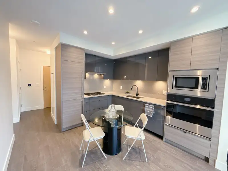 321 3438 SAWMILL CRESCENT - photo 4 of 18
