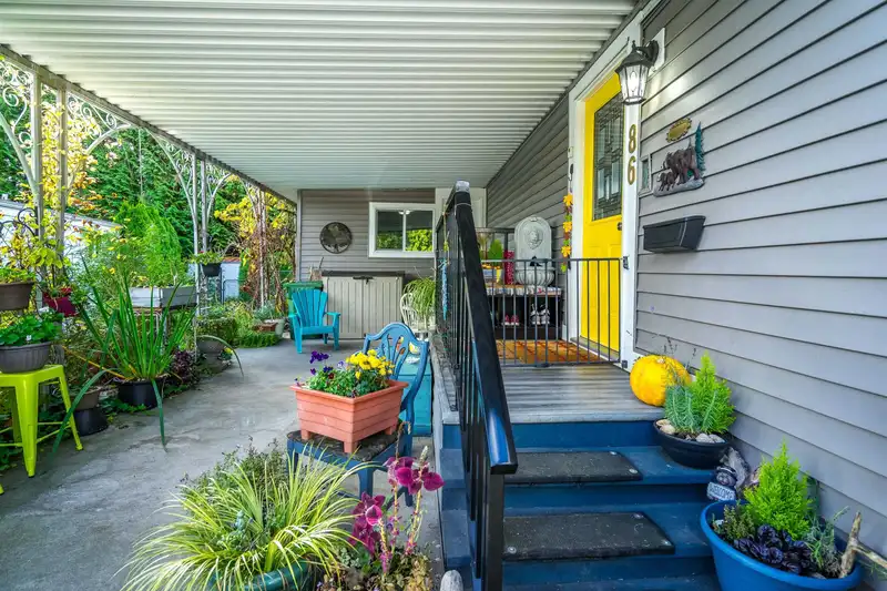 86 1840 160 STREET - photo 1 of 40
