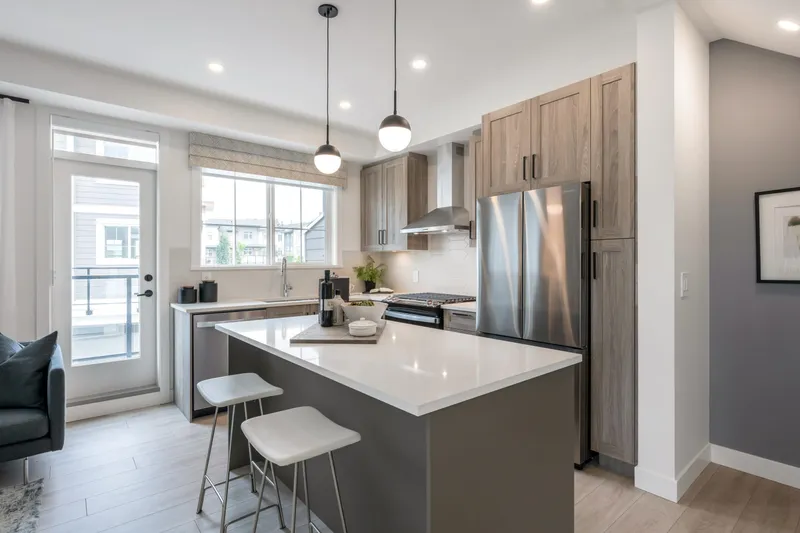 17 8433 203A STREET - photo 3 of 18