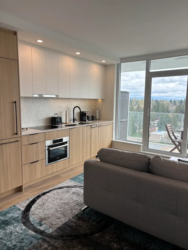 1503 13685 102 AVENUE - photo 2 of 24