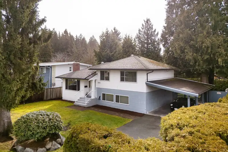 2070 LYONS COURT - photo 1 of 32