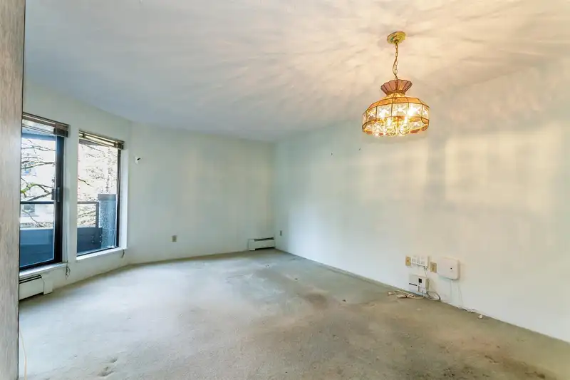 219 8460 ACKROYD ROAD - photo 2 of 20