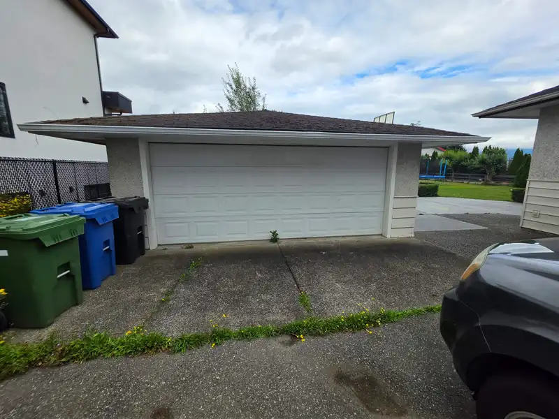 672 COLUMBIA STREET - photo 3 of 28