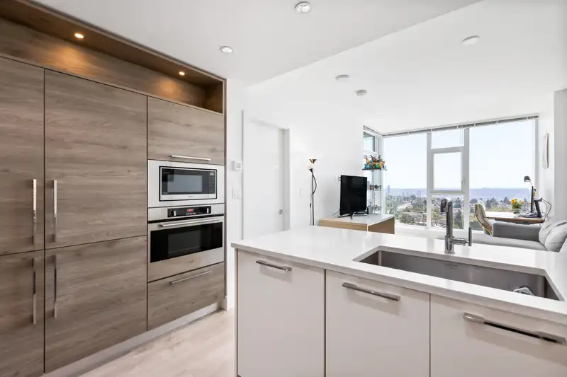 1609 7303 NOBLE LANE - photo 4 of 36