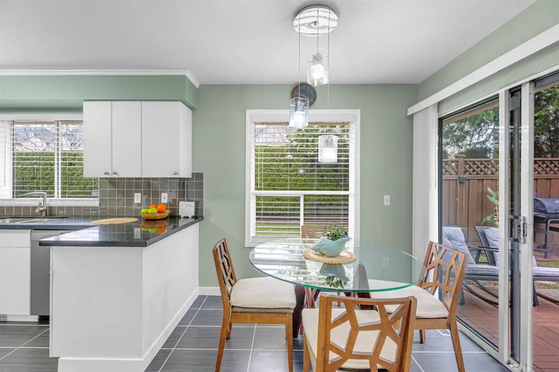 28 10130 155 STREET - photo 2 of 25