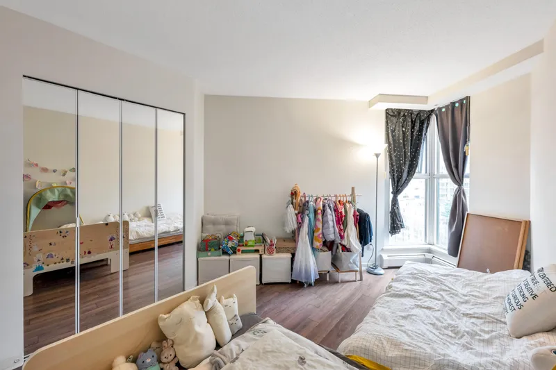 1001 1009 EXPO BOULEVARD - photo 3 of 25