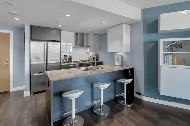 1509 1618 QUEBEC STREET - photo 3 of 36