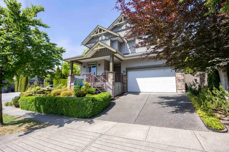 3351 CANARY PLACE - photo 1 of 40