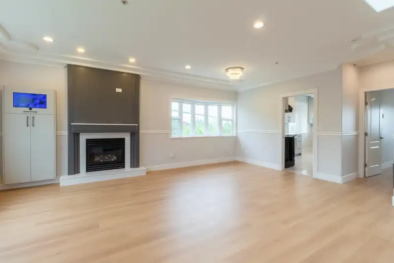 392 E 63RD AVENUE - photo 3 of 22
