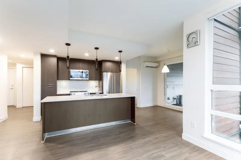 310 719 W 3RD STREET - photo 4 of 25