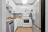 307 13475 96TH AVENUE - thumbnail 12