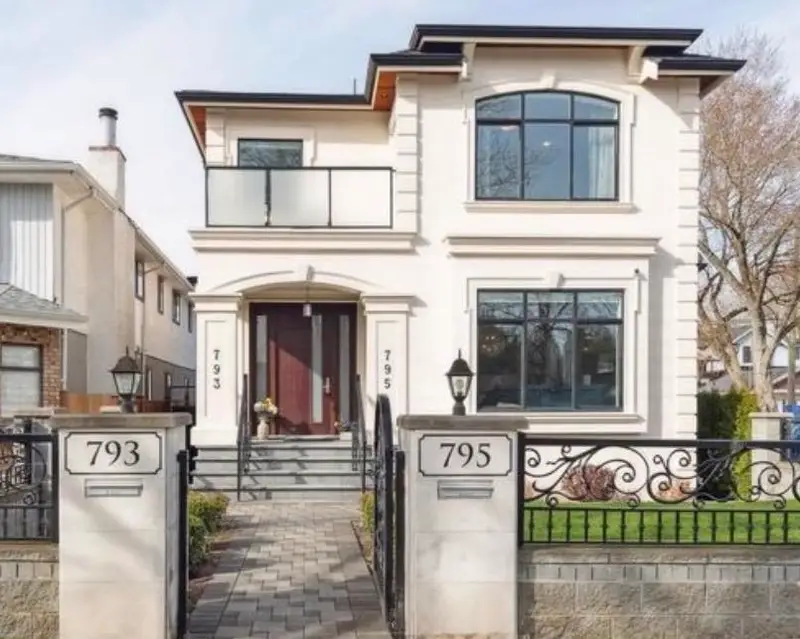 795 E 39TH AVENUE - photo 1 of 1