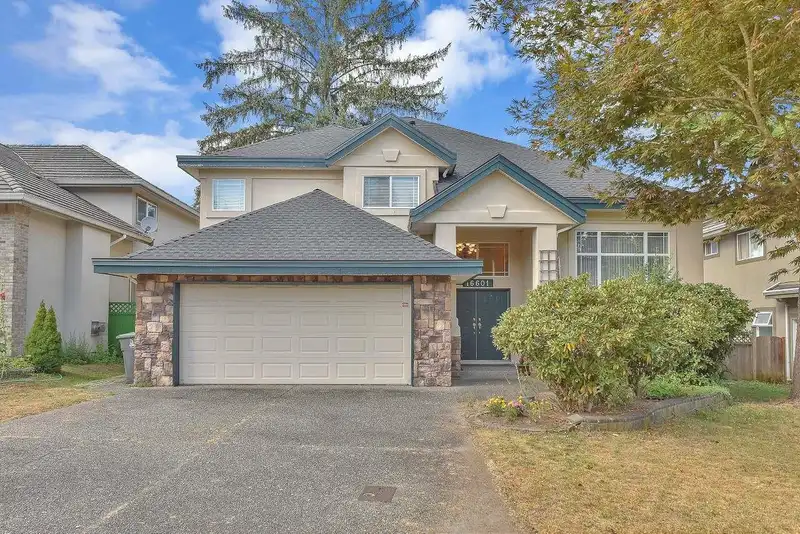 16601 108 AVENUE - photo 1 of 34