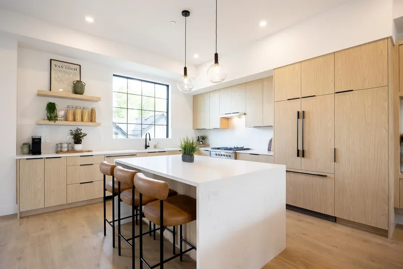 19767 75B AVENUE - photo 4 of 20