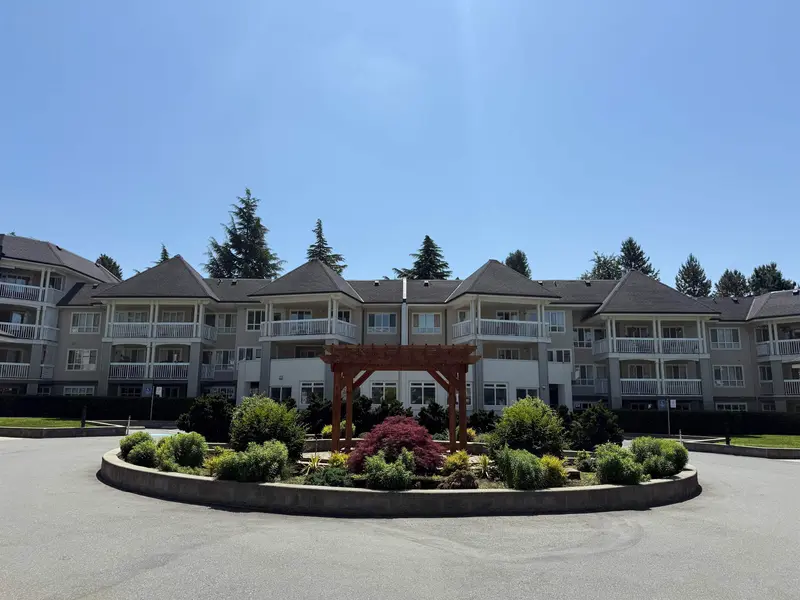 210 22022 49 AVENUE - photo 2 of 22