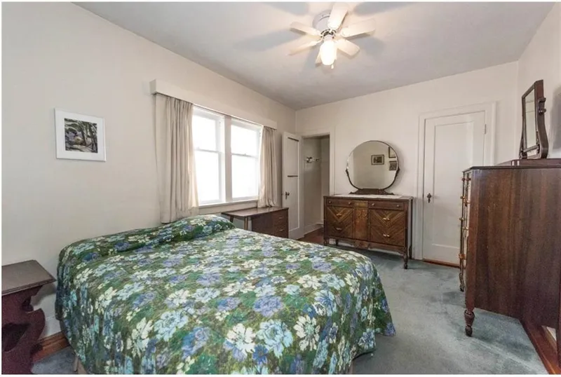 7935 HUDSON STREET - photo 4 of 11