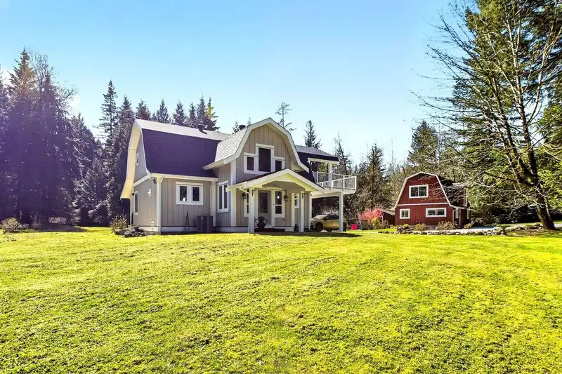 27656 110 AVENUE - photo 3 of 40
