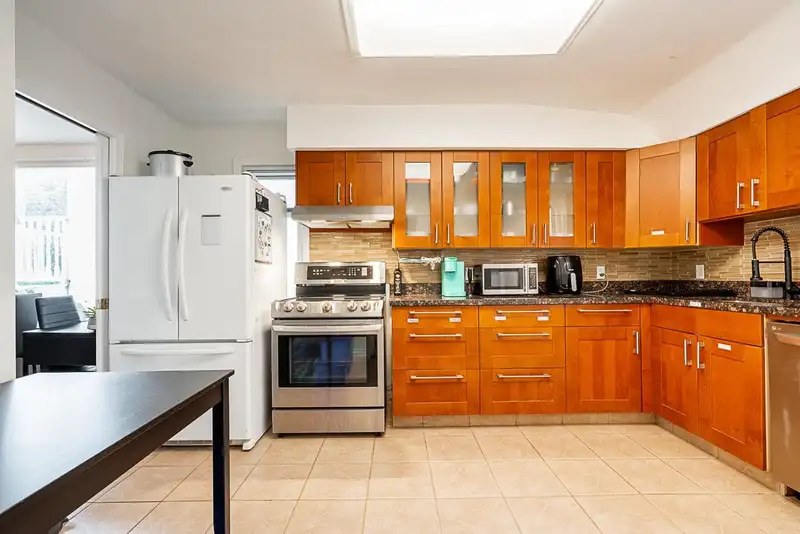 5959 MCMURRAY AVENUE - photo 4 of 22