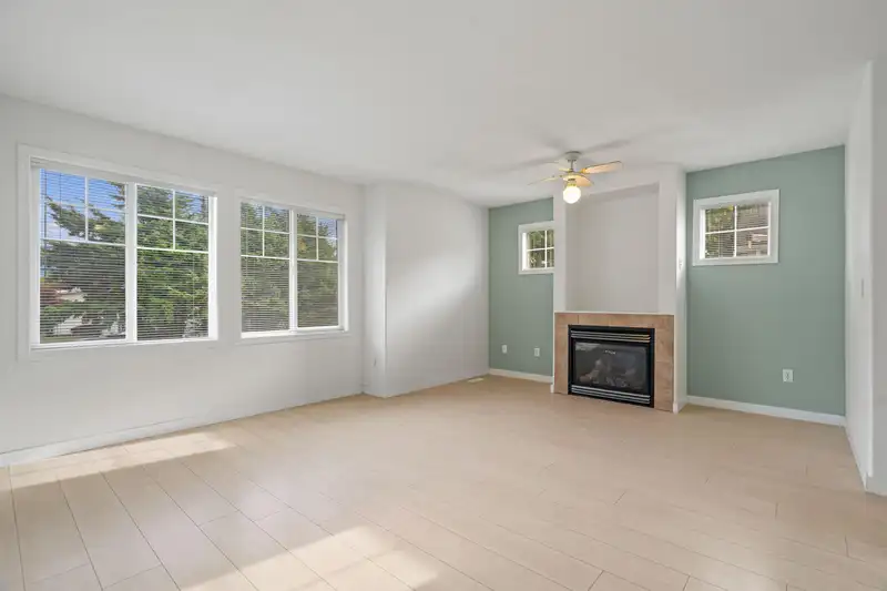 46279 CHILLIWACK CENTRAL ROAD - photo 3 of 39