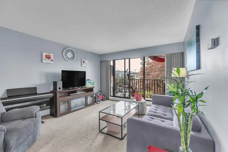 107 170 E 3RD STREET - photo 2 of 30