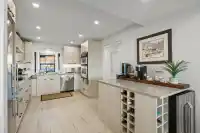 2 14985 VICTORIA AVENUE - thumbnail 8