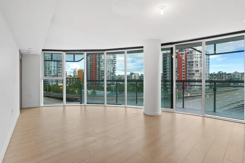 684 87 NELSON STREET - photo 2 of 25