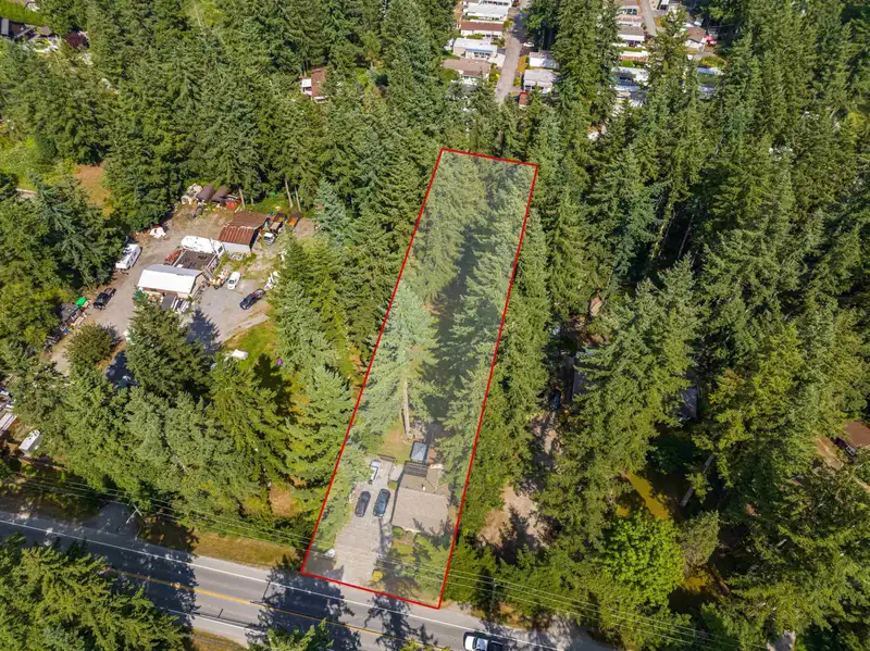 2552 200 STREET - photo 1 of 40