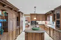 2478 WESTHILL COURT - thumbnail 9