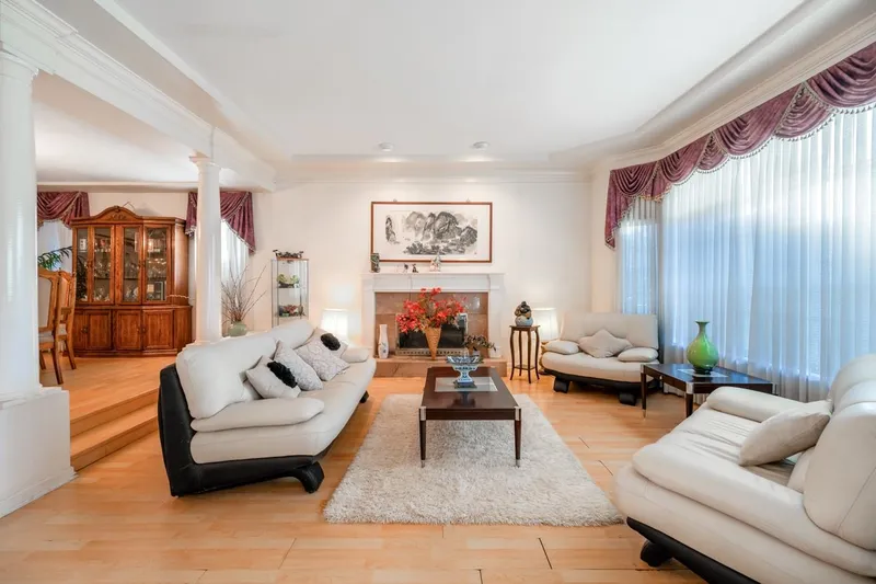 8920 MINLER ROAD - photo 4 of 25