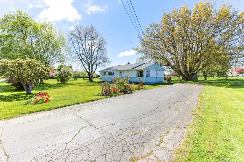 2584 WESTHAM ISLAND ROAD - photo 3 of 39