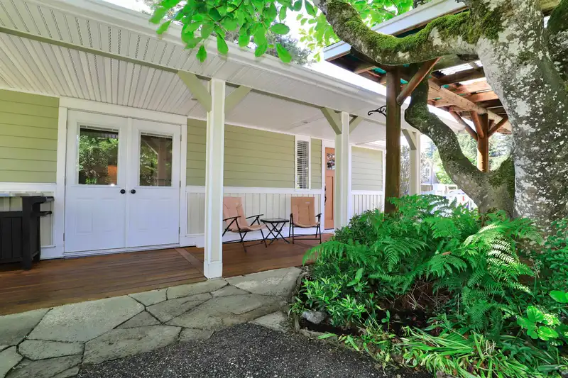 11278 ELTHAM STREET - photo 3 of 38