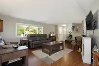 28 2035 MARTENS STREET - thumbnail 18