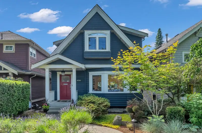 4581 JAMES STREET - photo 1 of 40