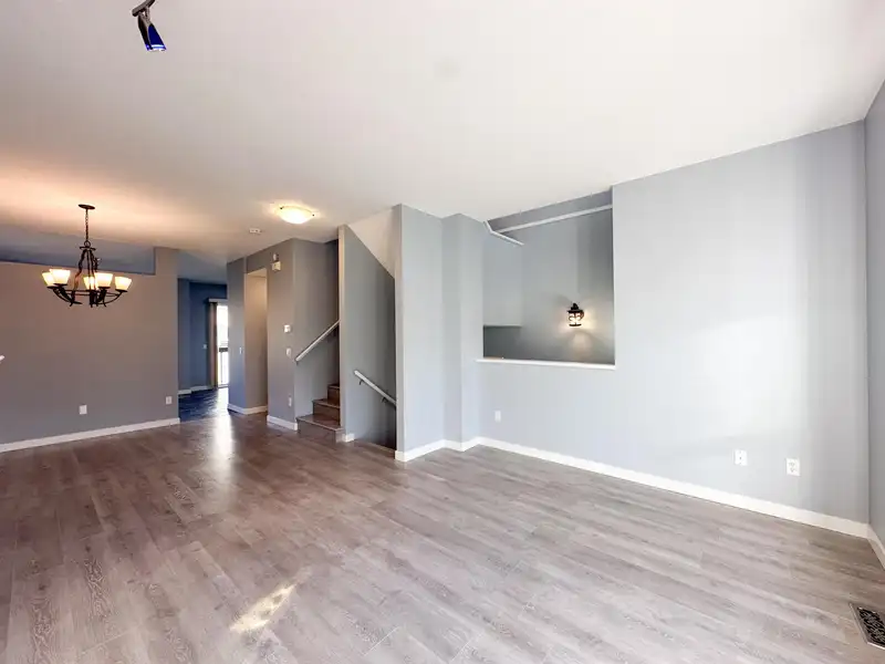 155 3880 WESTMINSTER HIGHWAY - photo 4 of 40